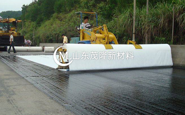 《高密市政道路》土工布、聚酯玻纤布施工