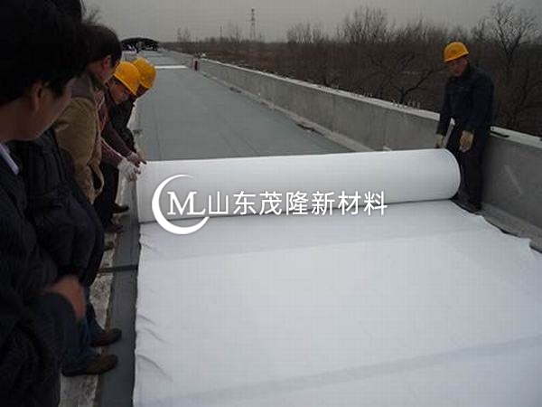 ?土工布铺设的基本要求