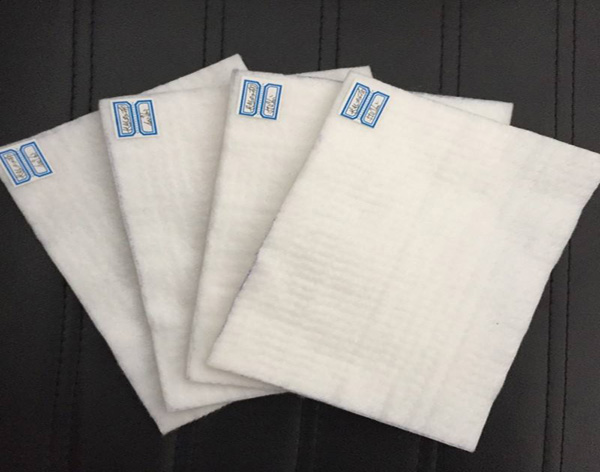 土工布与聚酯土工布的差异