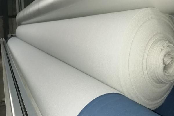 在路基加固时应该选择哪种土工布更为优质呢？  第3张