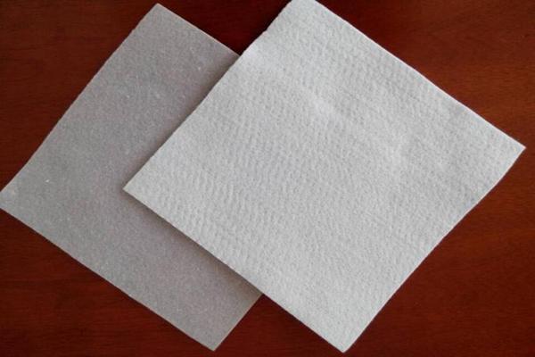 反滤土工布和防渗土工布有何不同？解析差异与选择技巧  第3张