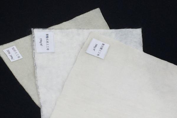 土工布的作用及如何利用它改善土壤? 第2张