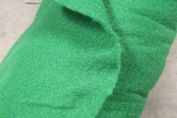 碎石在绿化土工布下面铺设的作用是什么？  第2张