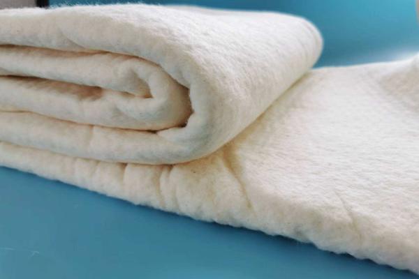 土工布和棉毡的特点及应用领域对比 第3张