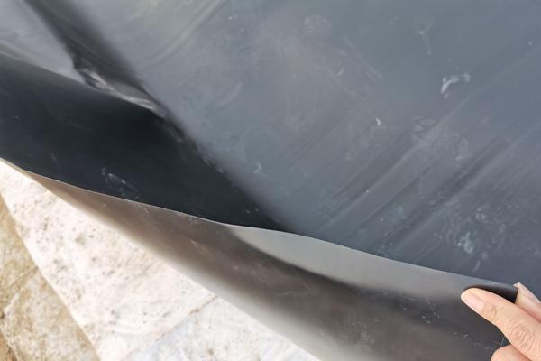 土工膜和塑料布的区别在哪  第1张